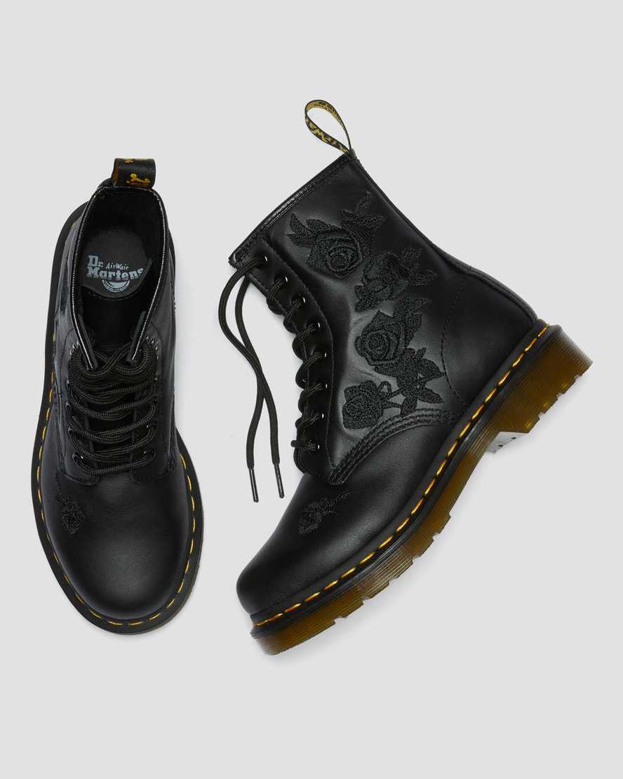 Černé dámské ležérní boty dr. martens 1460 vonda mono floral s motivem mono květin