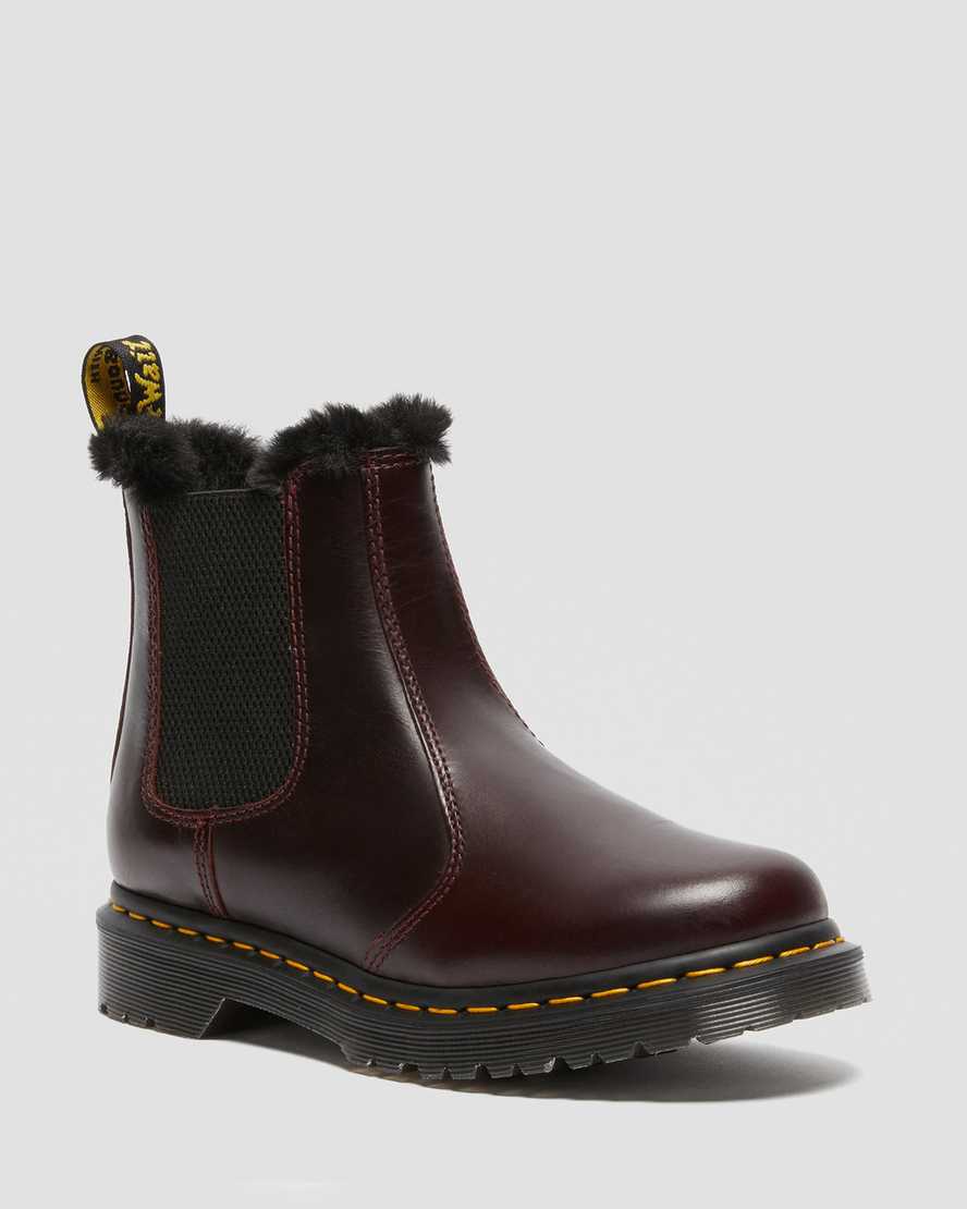 vínové dámské boty dr. martens 2976 leonore s podšívkou z umělé kožešiny chelsea