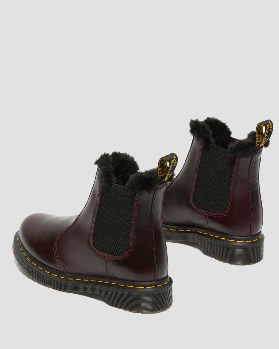 vínové dámské boty dr. martens 2976 leonore s podšívkou z umělé kožešiny chelsea