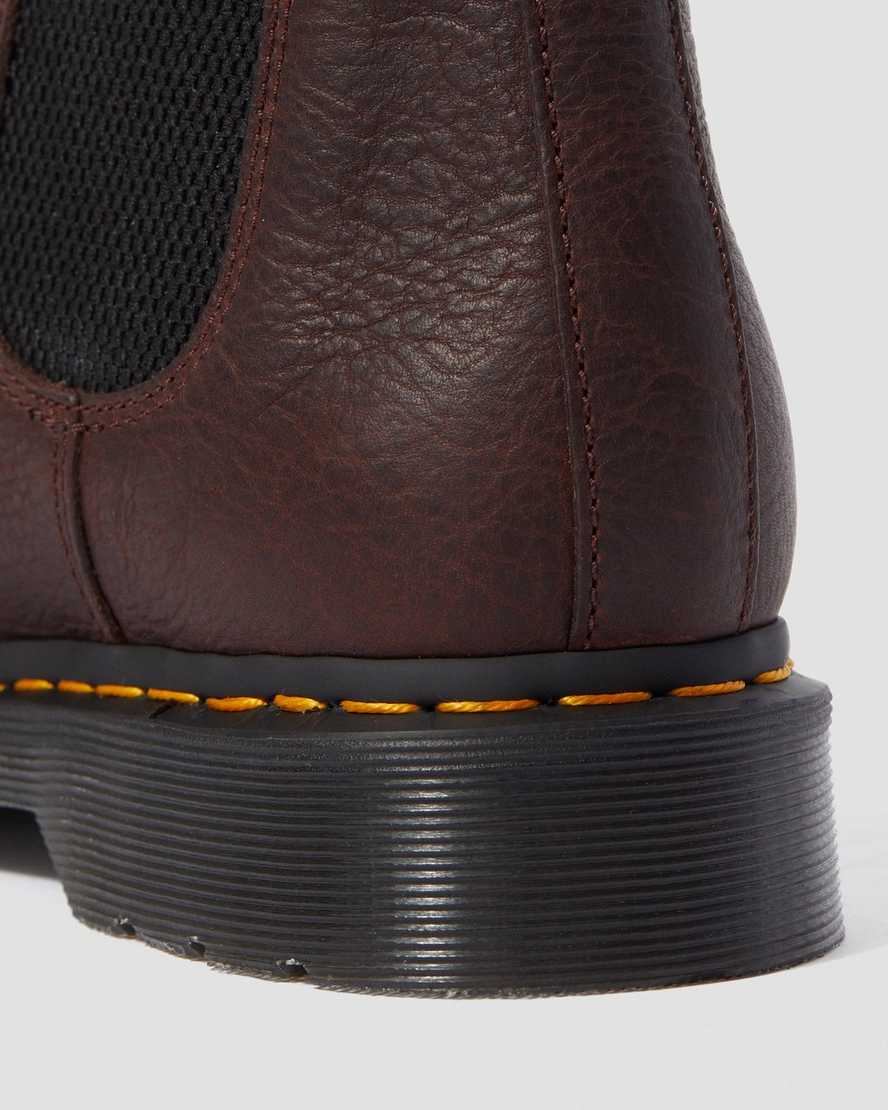hnědé dámské boty dr. martens 2976 ambassador chelsea