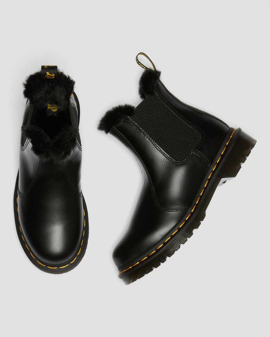 dámské boty dr. martens 2976 leonore s podšívkou z umělé kožešiny v černé barvě