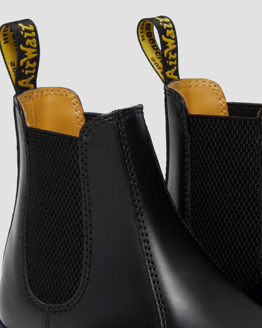 Černé dámské chelsea boty dr. martens 2976 smooth