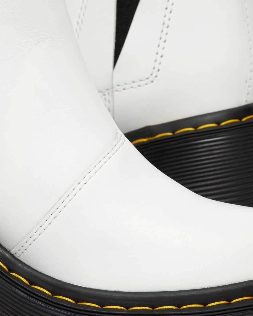 bílé dámské boty dr. martens spence na rozšířeném podpatku chelsea