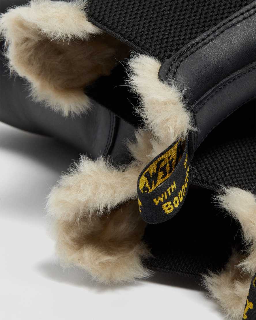 Černé dámské boty dr. martens 2976 s podšívkou z umělé kožešiny chelsea