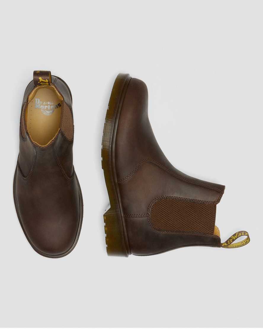 hnědé dámské boty dr. martens 2976 crazy horse chelsea