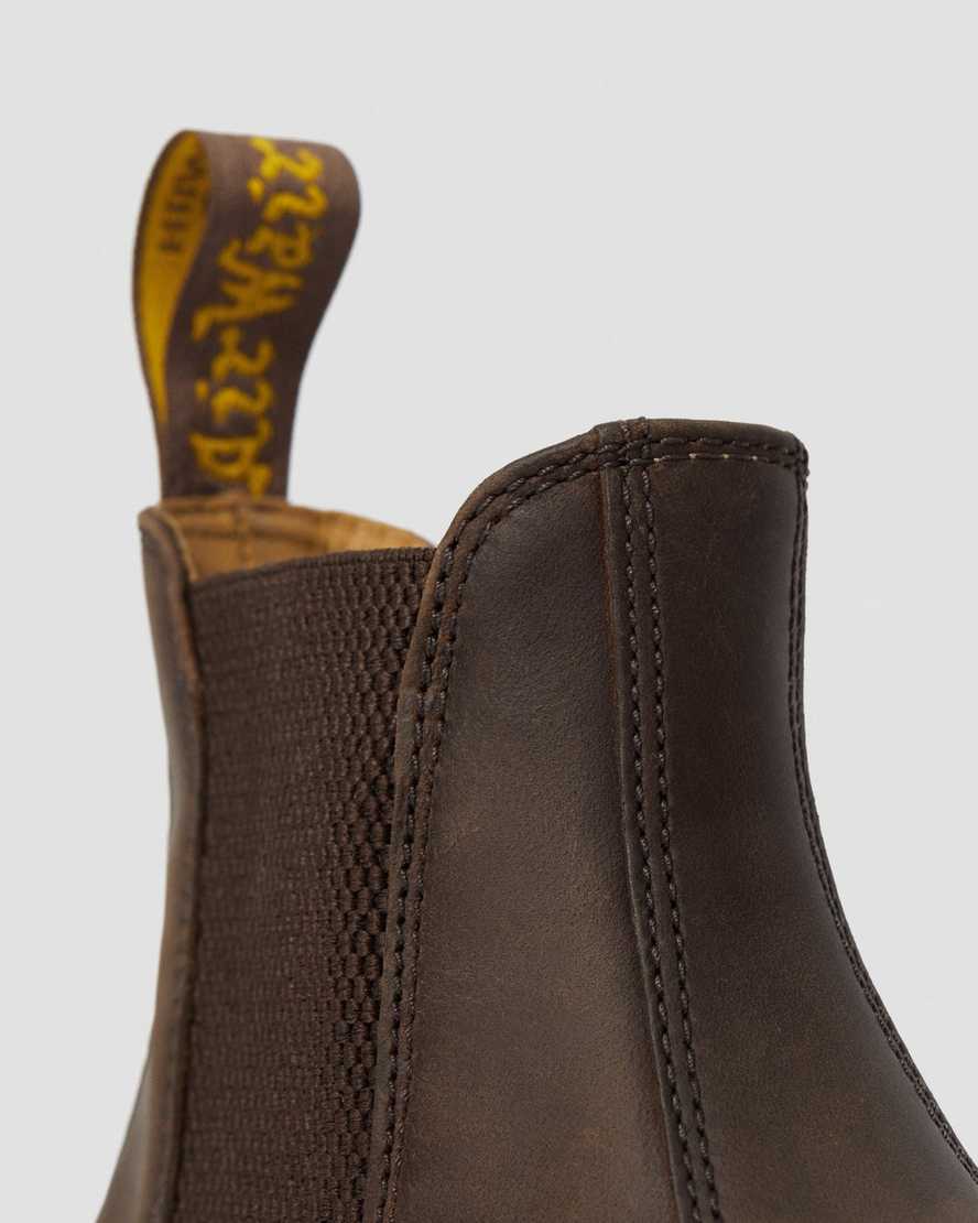 hnědé dámské boty dr. martens 2976 crazy horse chelsea