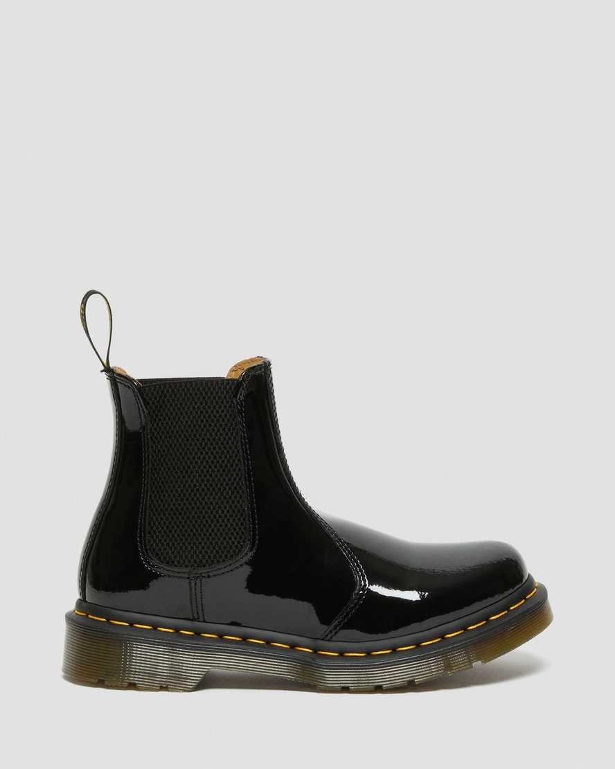 Černé dámské lakované boty dr. martens 2976 chelsea