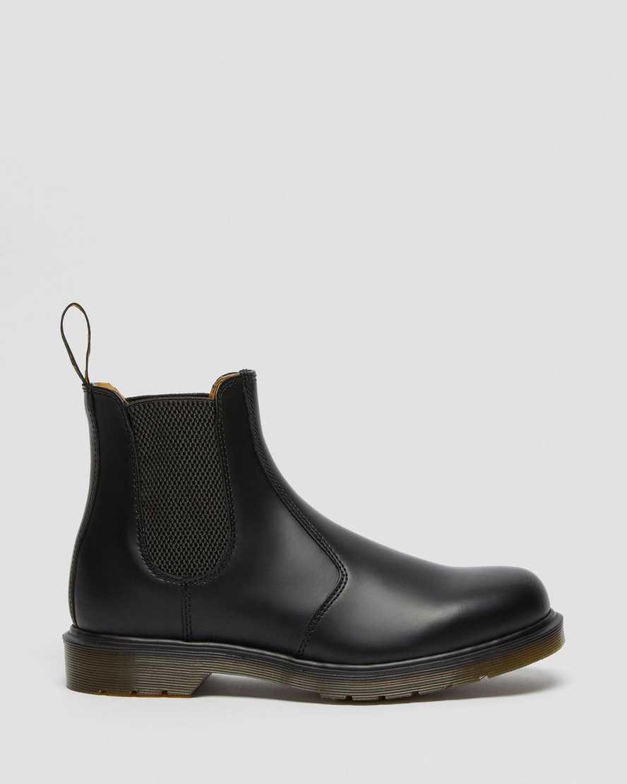 Černé dámské chelsea boty dr. martens 2976 smooth