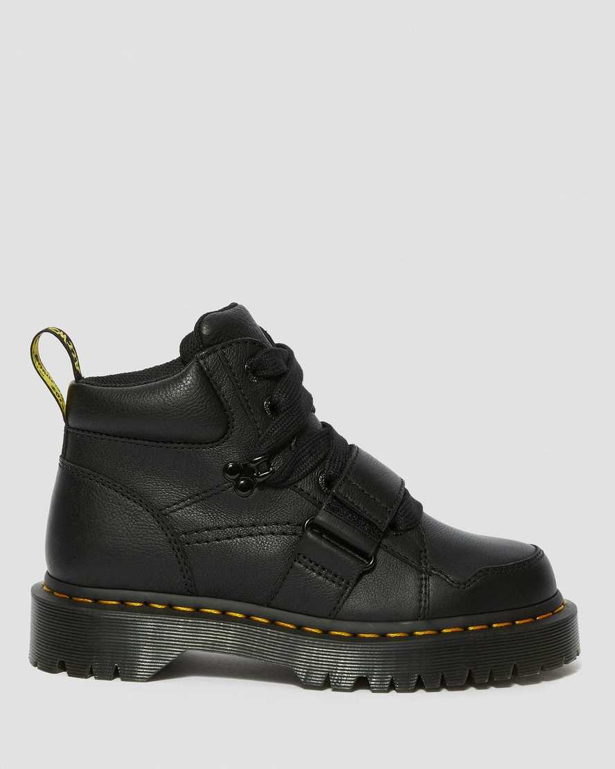 Černé dámské robustní boty dr. martens zuma ii