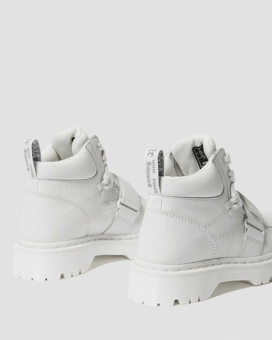 bílé dámské robustní boty dr. martens zuma ii