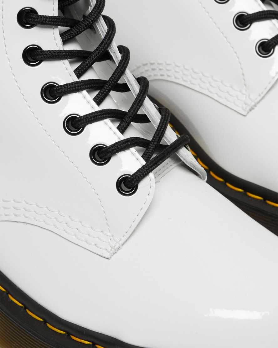 bílé dámské šněrovací boty dr. martens 1460 bex patent