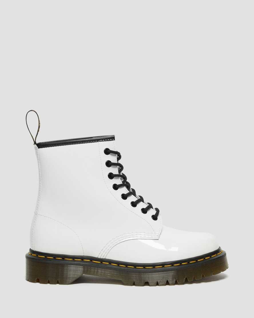 bílé dámské šněrovací boty dr. martens 1460 bex patent
