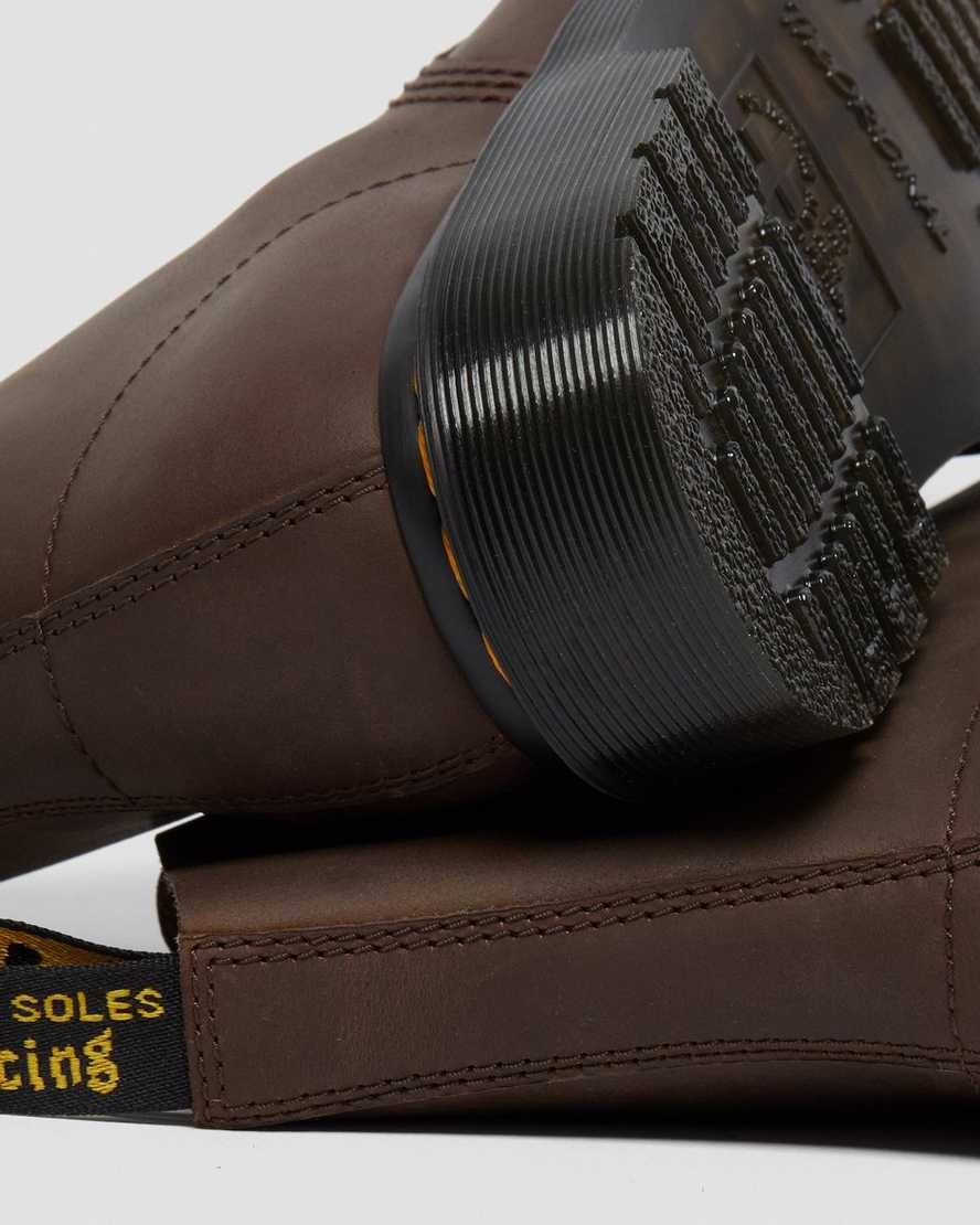 tmavě hnědé dámské šněrovací boty dr. martens 1460 pascal