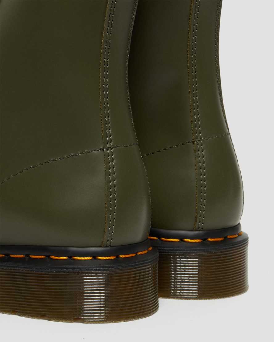 dámské šněrovací boty dr. martens 1460 pascal verso smooth v zelené barvě