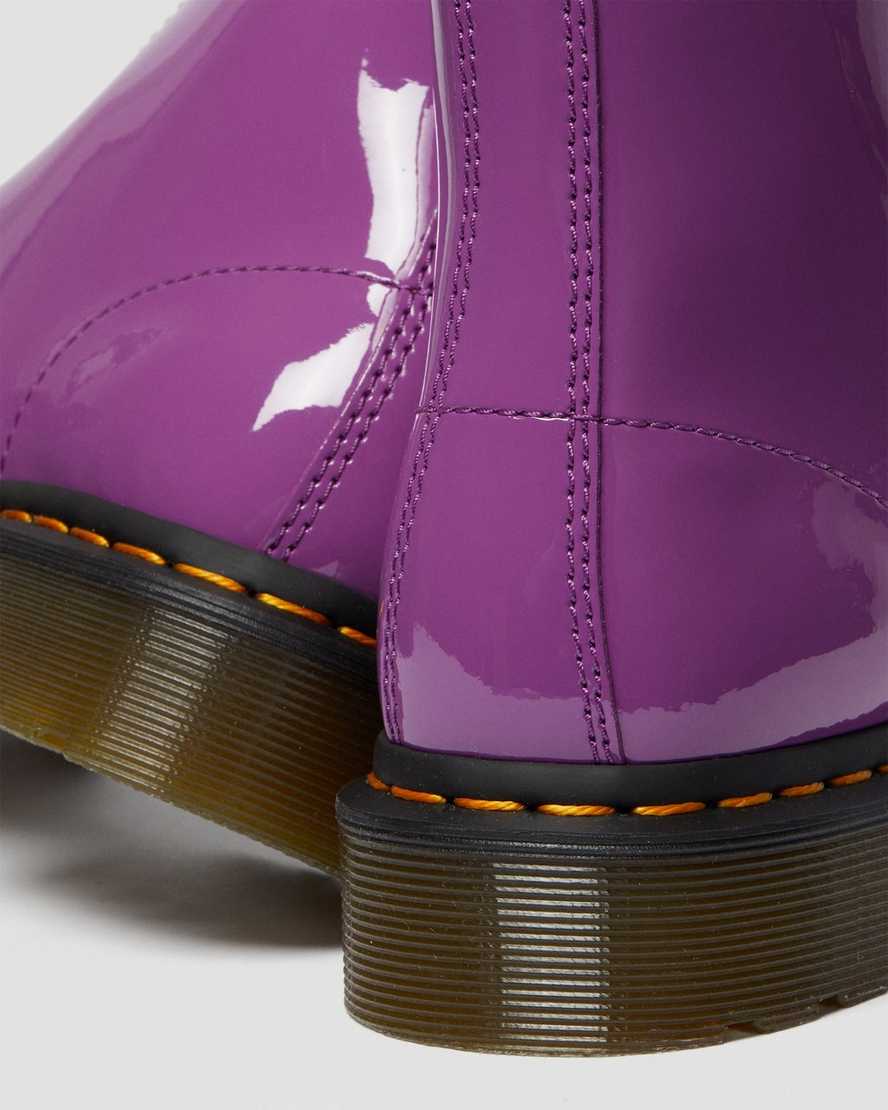 fialové dámské šněrovací boty dr. martens 1460 patent