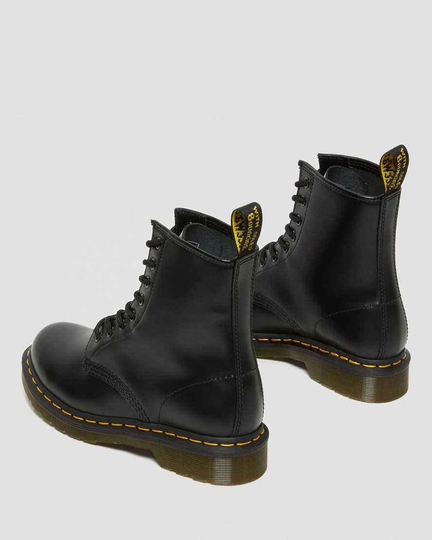 Černé dámské šněrovací boty dr. martens 1460 smooth