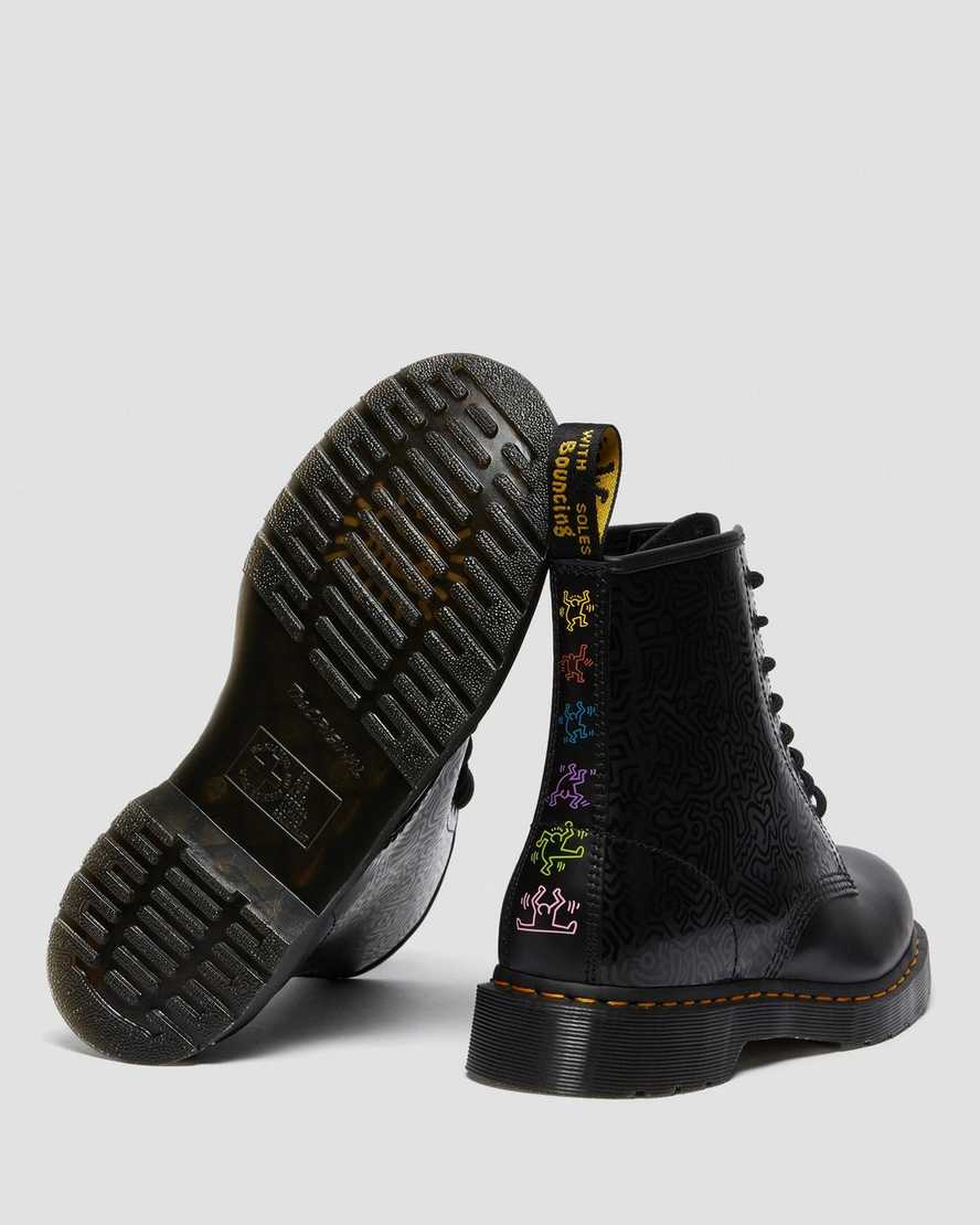 Černé dámské šněrovací boty dr. martens keith haring 1460 smooth
