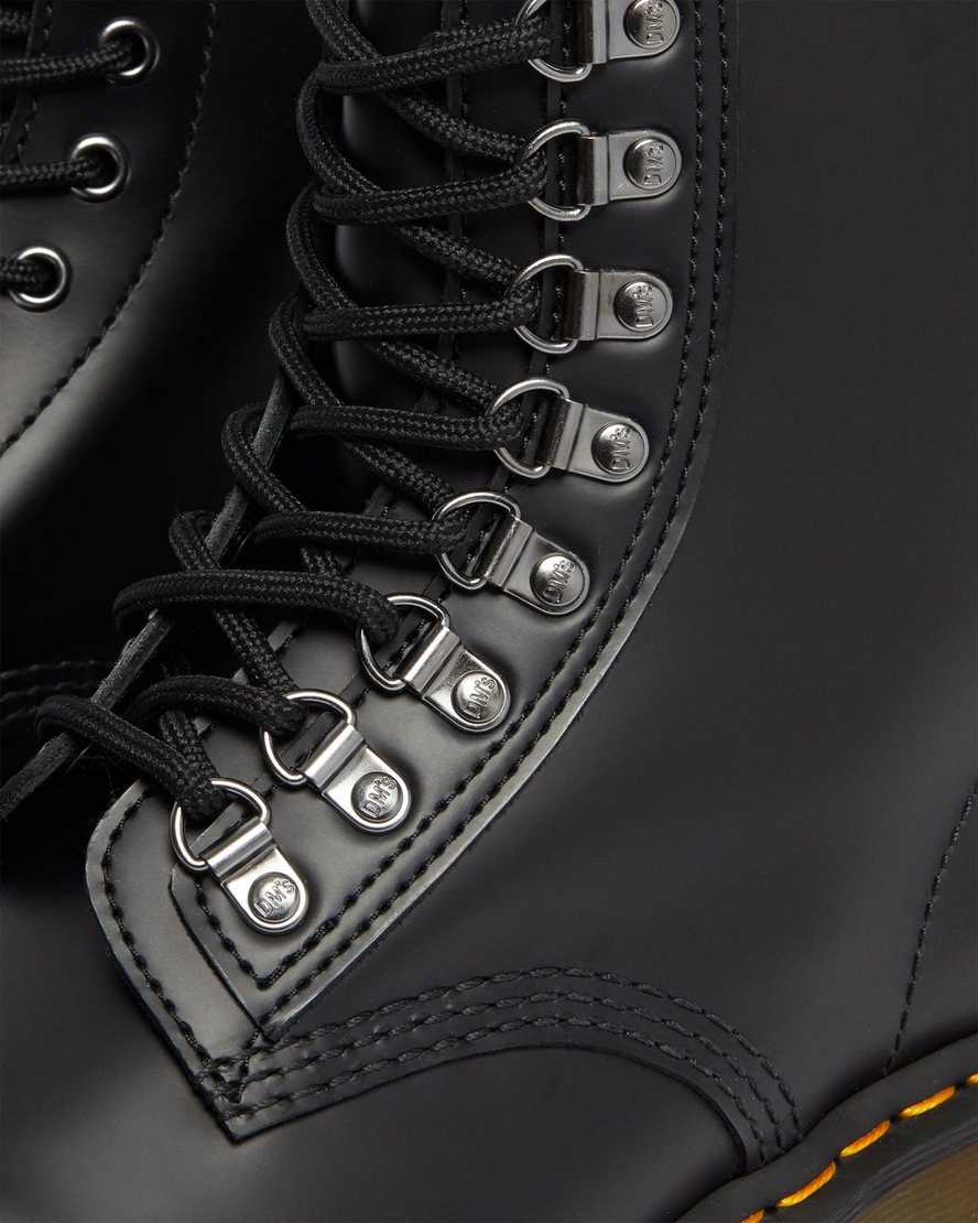 Černé dámské šněrovací boty dr. martens 1460 pascal verso smooth