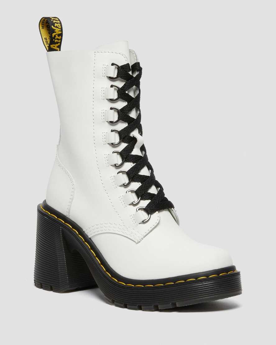 bílé dámské šněrovací boty dr. martens chesney na rozšířeném podpatku