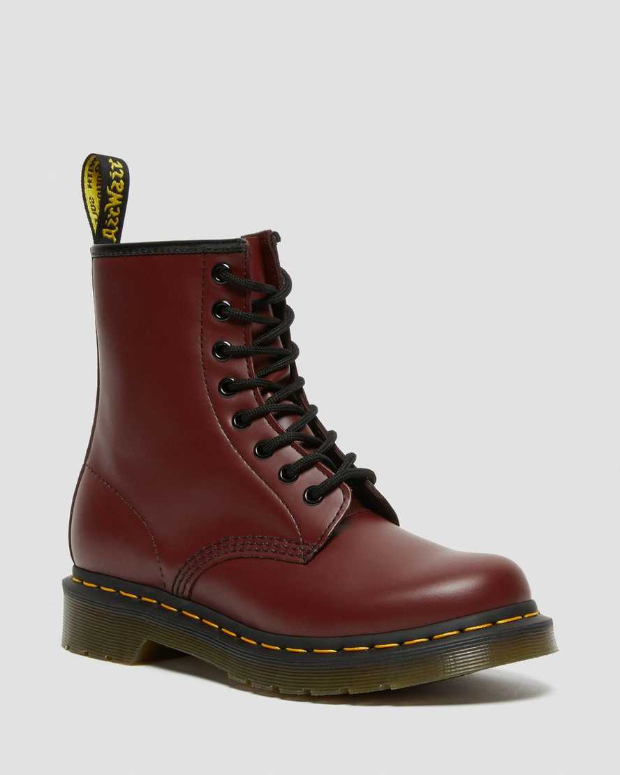 Červené dámské šněrovací boty dr. martens 1460 smooth