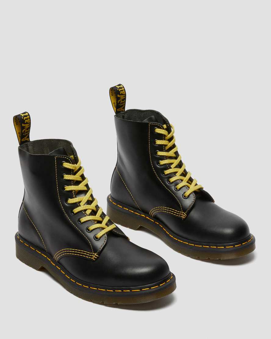 Černé dámské šněrovací boty dr. martens 1460 pascal atlas