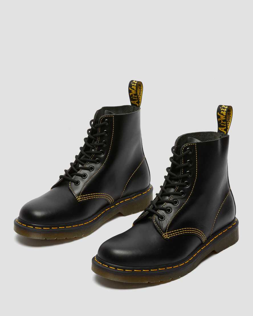 Černé dámské šněrovací boty dr. martens 1460 pascal atlas