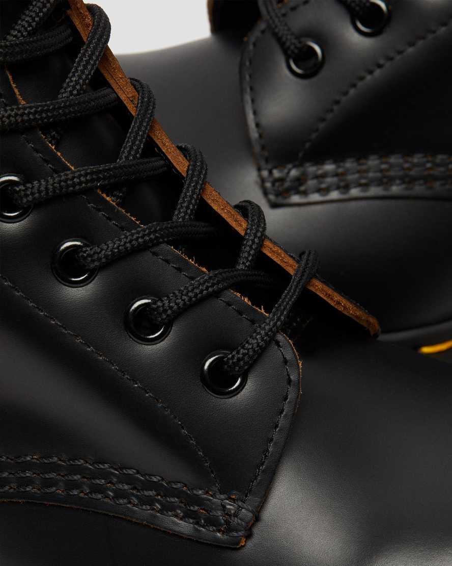 Černé dámské šněrovací boty dr. martens 1460 vintage made in england