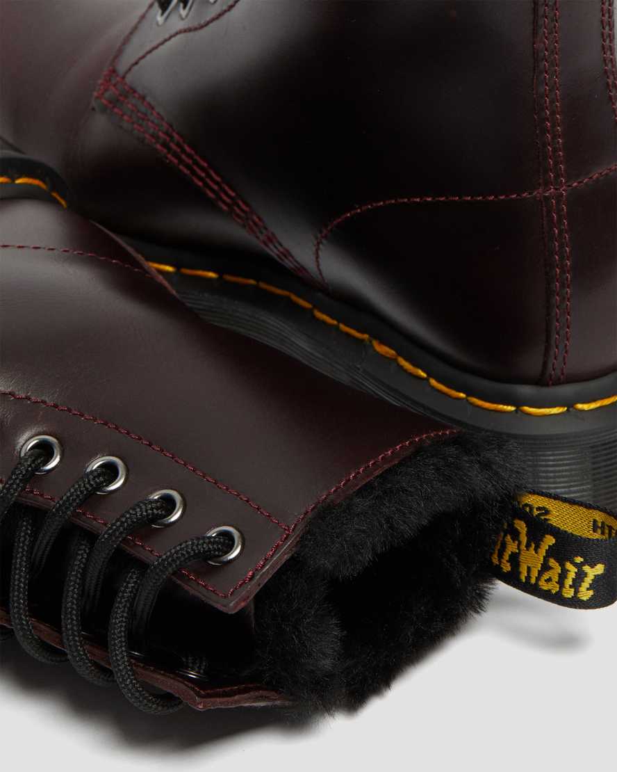 vínové dámské šněrovací boty dr. martens 1460 serena s umělou kožešinou