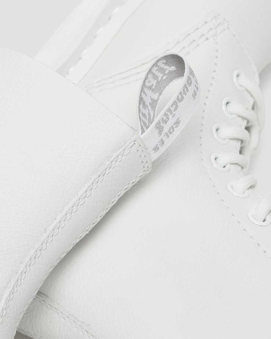bílé dámské šněrovací boty dr. martens 1460 pascal mono