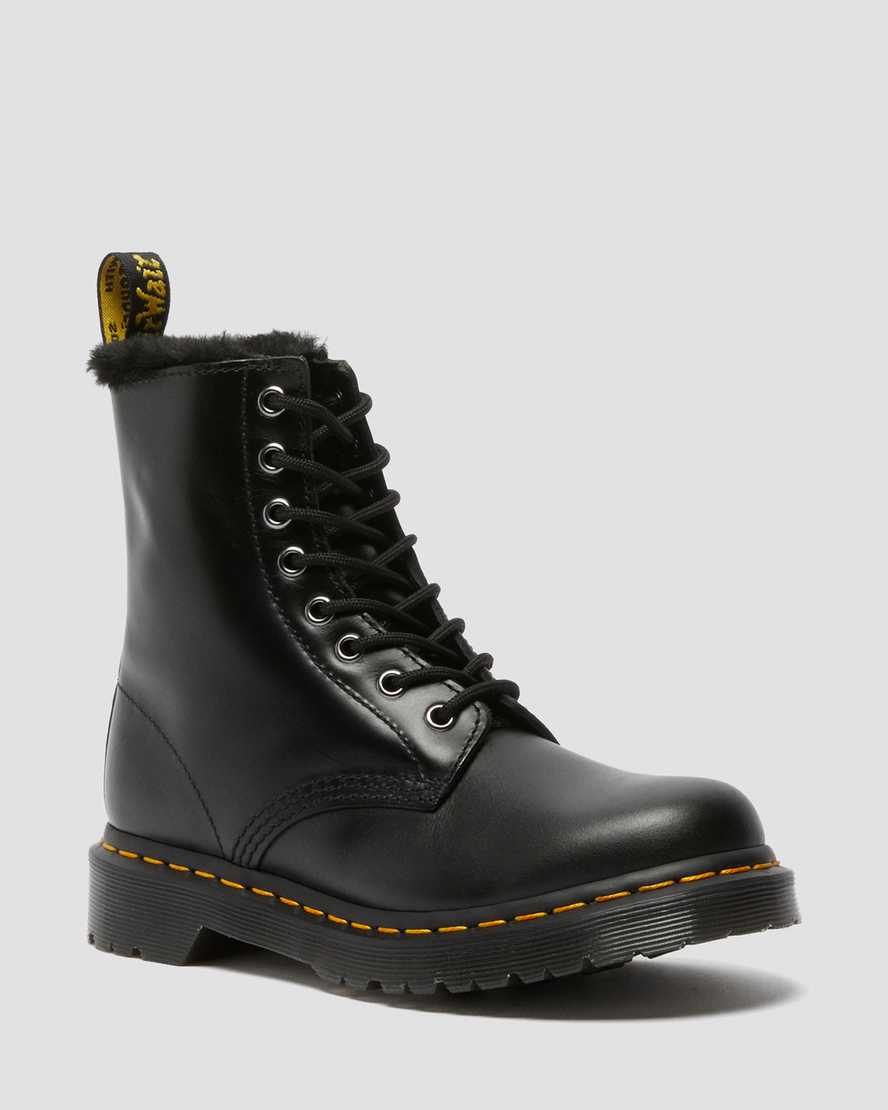 Černé dámské šněrovací boty dr. martens 1460 serena s umělou kožešinou