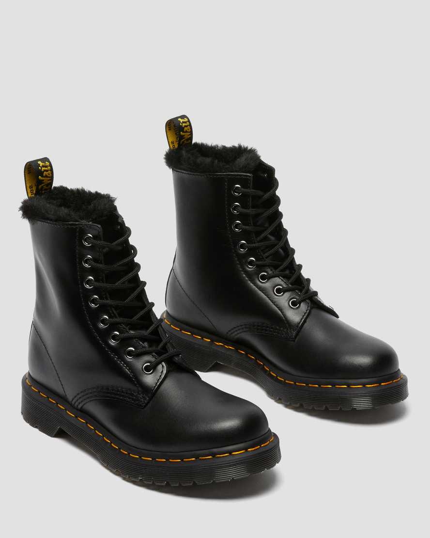 Černé dámské šněrovací boty dr. martens 1460 serena s umělou kožešinou