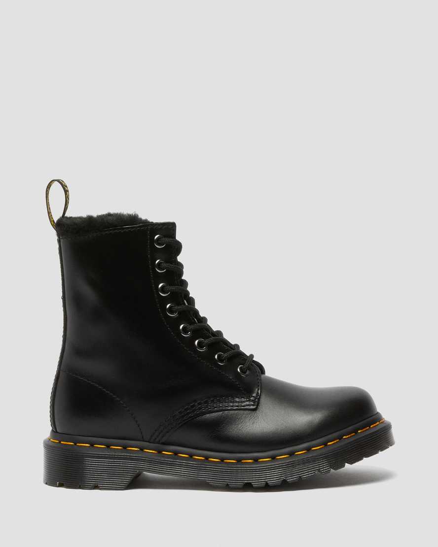 Černé dámské šněrovací boty dr. martens 1460 serena s umělou kožešinou
