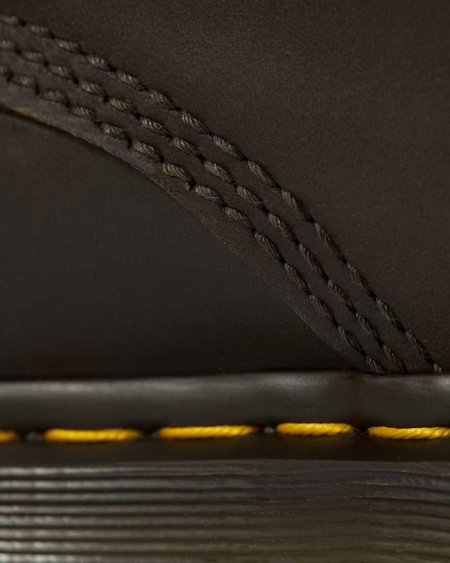 hnědé dámské šněrovací boty dr. martens 1460 crazy horse