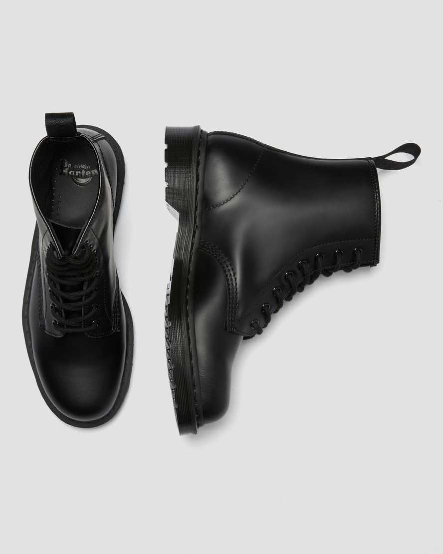 Černé dámské šněrovací boty dr. martens 1460 mono smooth