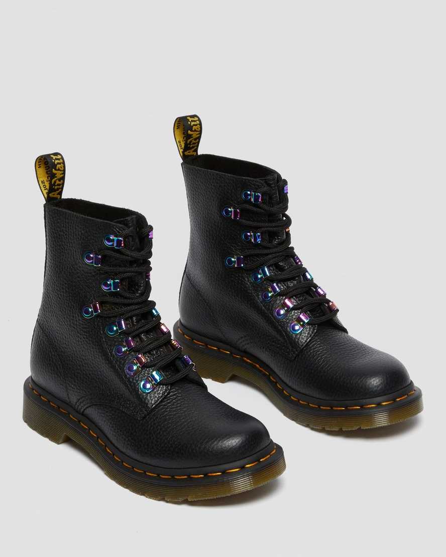 Černé dámské šněrovací boty dr. martens 1460 pascal iridescent hardware