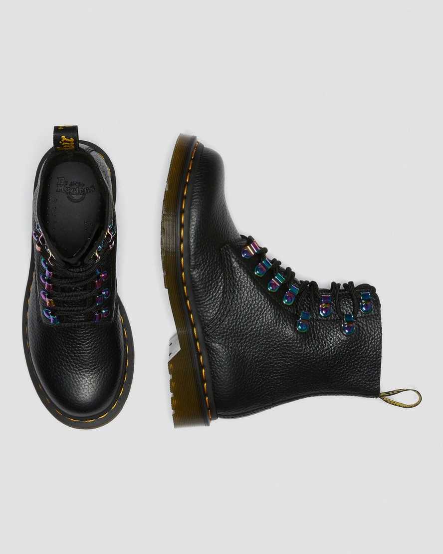 Černé dámské šněrovací boty dr. martens 1460 pascal iridescent hardware