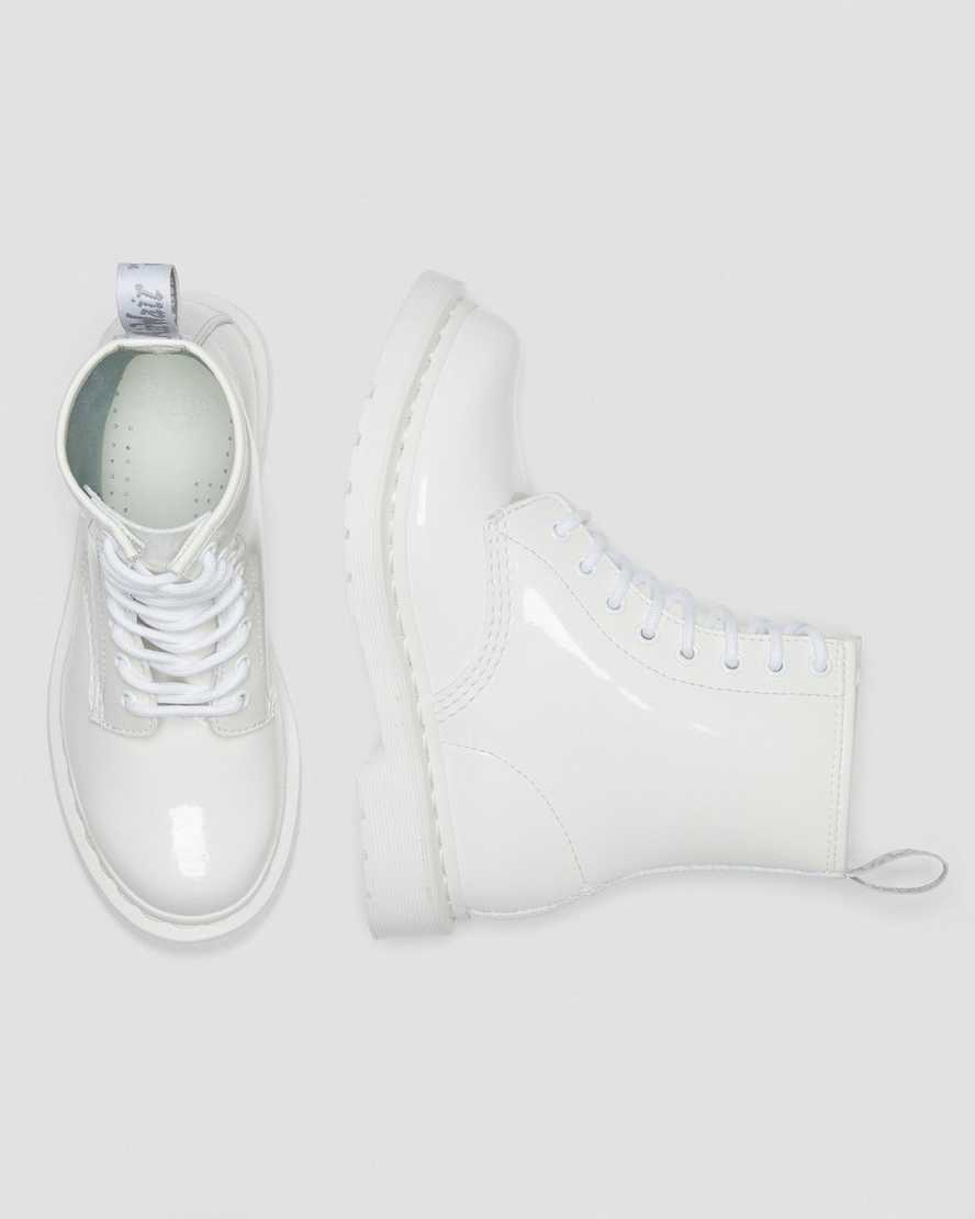 bílé dámské šněrovací boty dr. martens 1460 mono patent