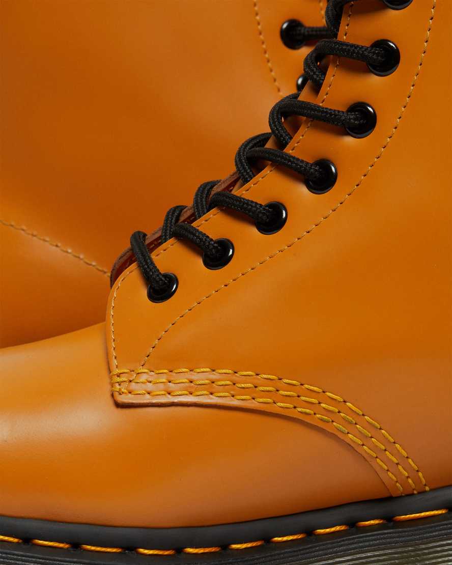 oranžové dámské šněrovací boty dr. martens 1460 smooth