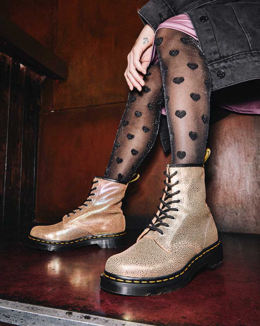 hnědé dámské šněrovací boty dr. martens 1460 rainbow ray