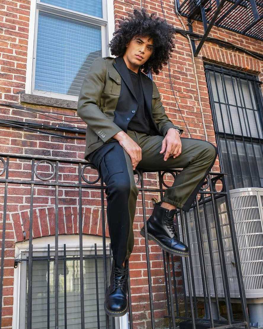 Černé dámské šněrovací boty dr. martens 1460 smooth