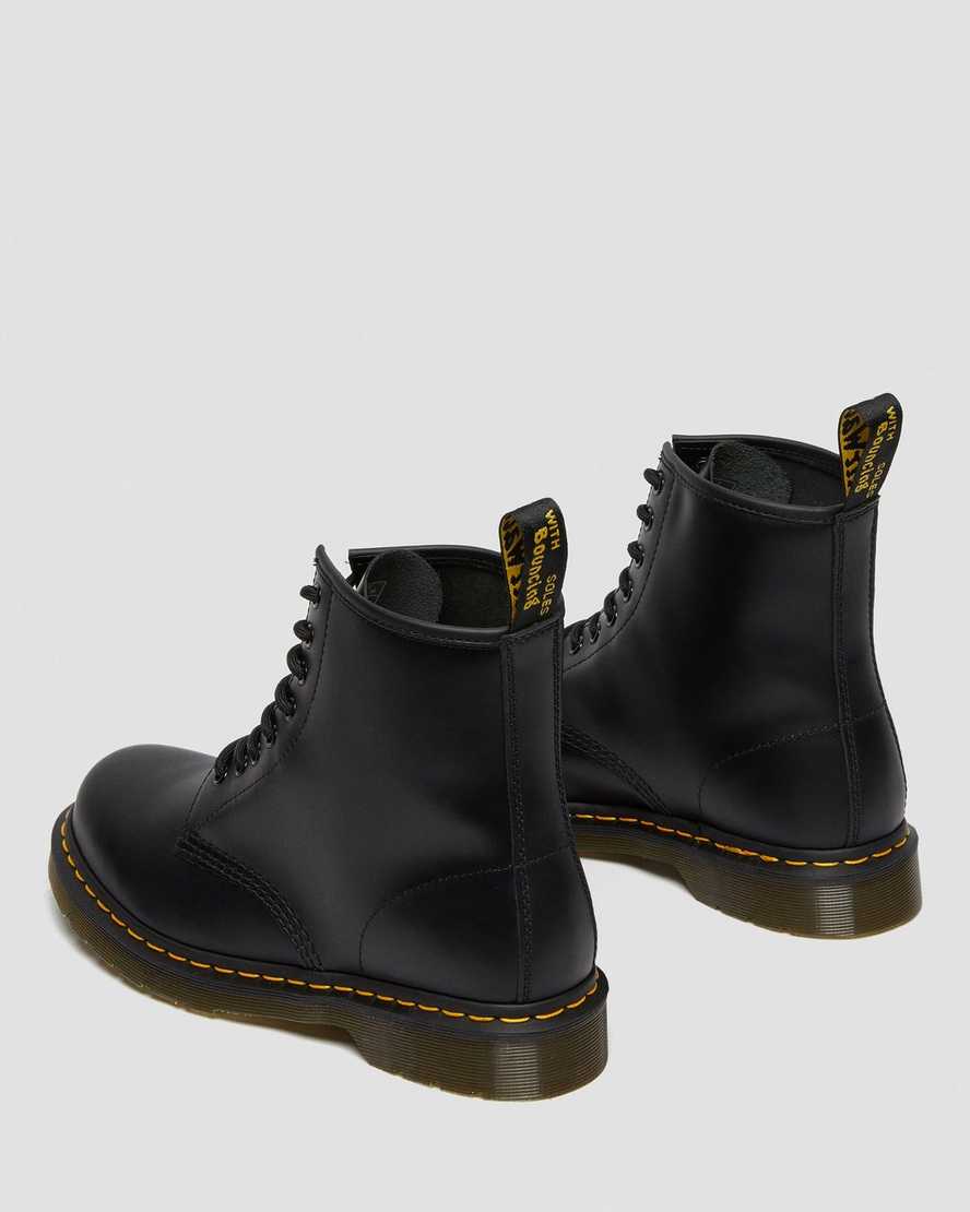 Černé dámské šněrovací boty dr. martens 1460 smooth