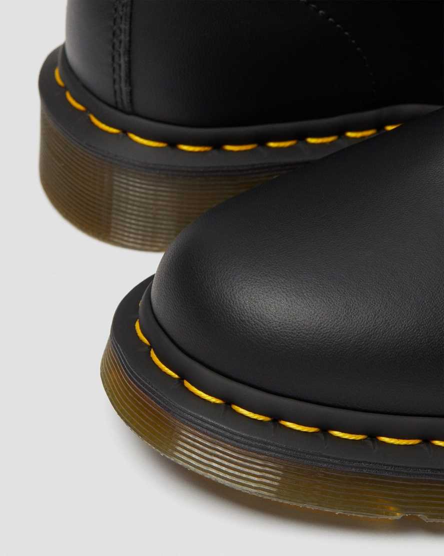 Černé dámské šněrovací boty dr. martens 1460 felix