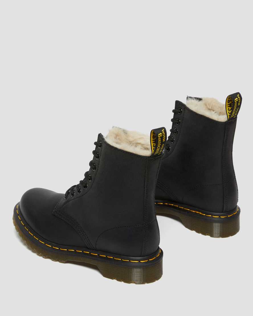Černé dámské šněrovací boty dr. martens 1460 s podšívkou z umělé kožešiny