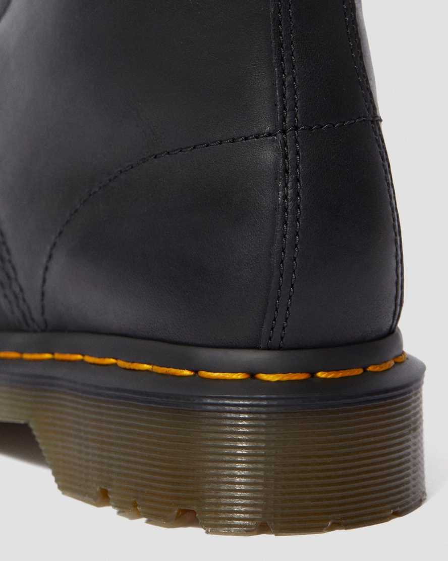 Černé dámské šněrovací boty dr. martens 1460 s podšívkou z umělé kožešiny