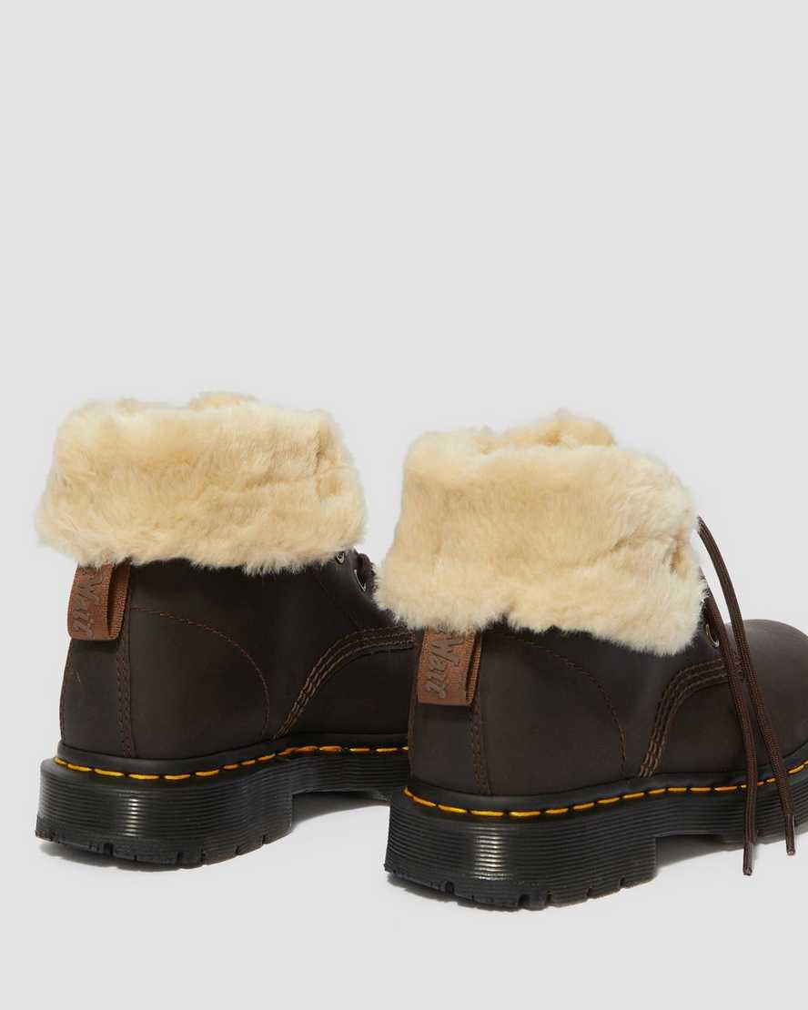 tmavě hnědé dámské boty dr. martens 1460 dms wintergrip faux fur s podšívkou