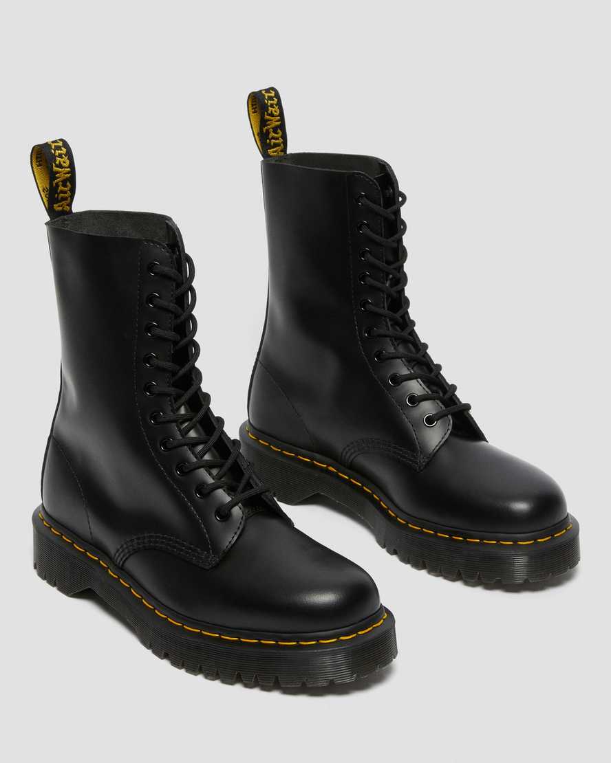 Černé dámské boty dr. martens 1490 bex smooth do poloviny lýtek