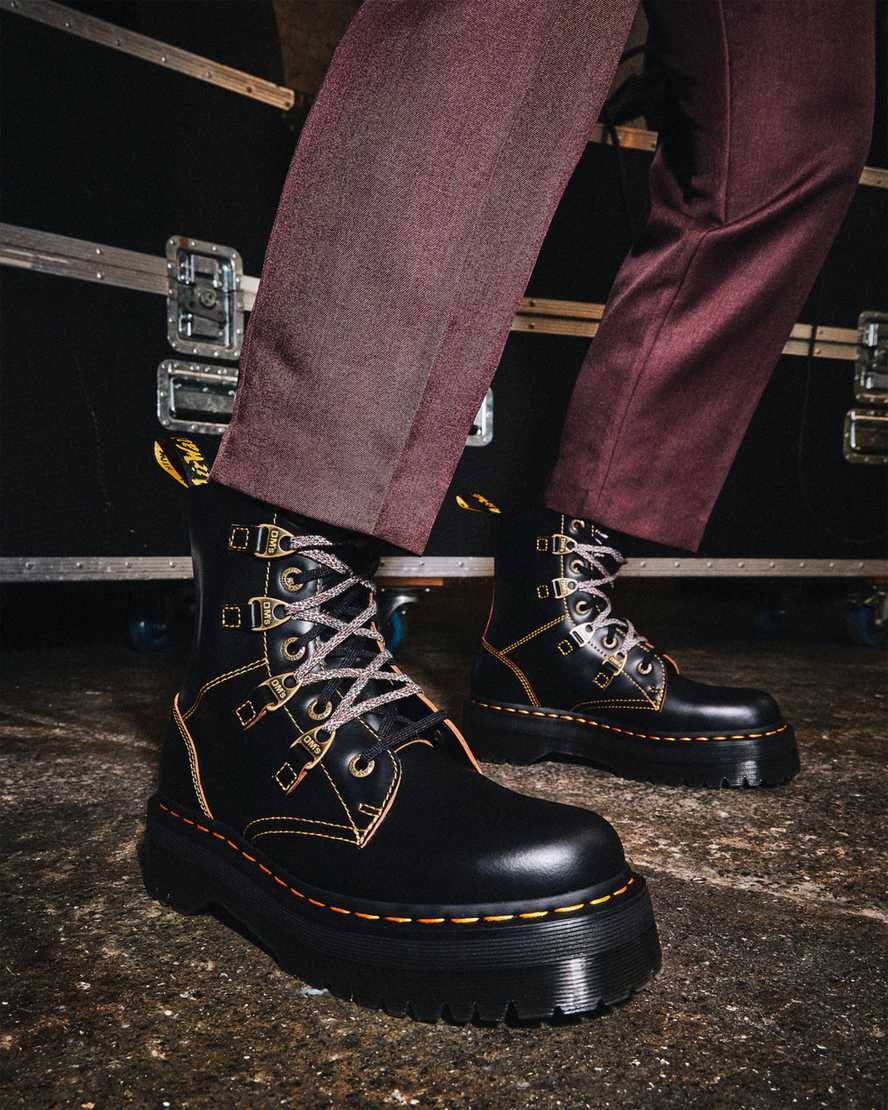 Černé dámské boty na platformě dr. martens collier s dvojitým šněrováním