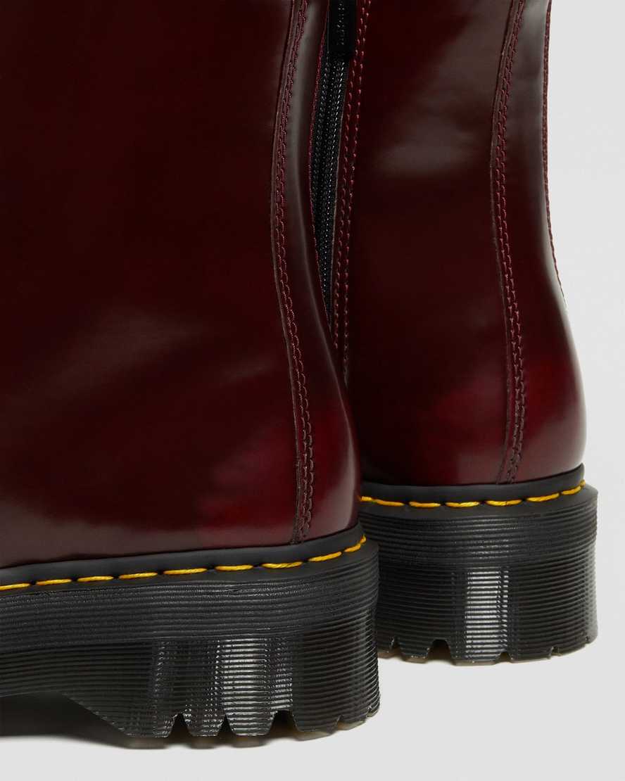 Červené dámské boty na platformě dr. martens jadon ii