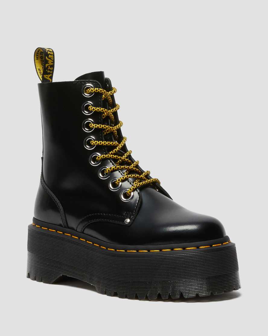 Černé dámské boty na platformě dr. martens jadon max
