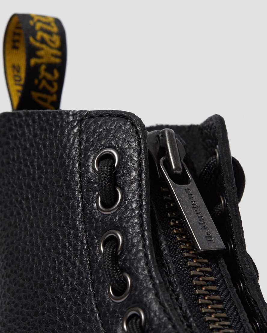Černé dámské boty na platformě dr. martens sinclair